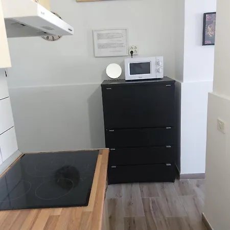 Vista Puerto Ground Floor No Balcon Apartamento *