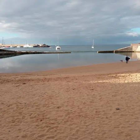 Vista Puerto Ground Floor No Balcon Apartamento *